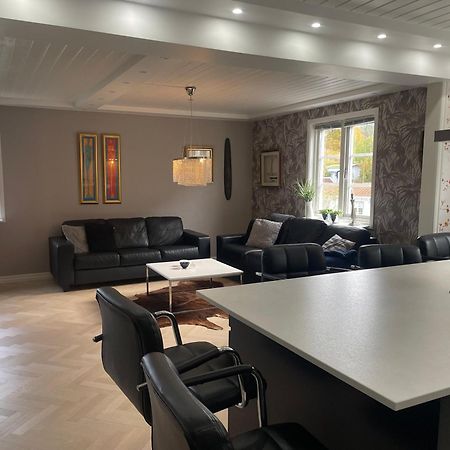 Apartment Uddevalla Bohuslaen Bubbelbad المظهر الخارجي الصورة
