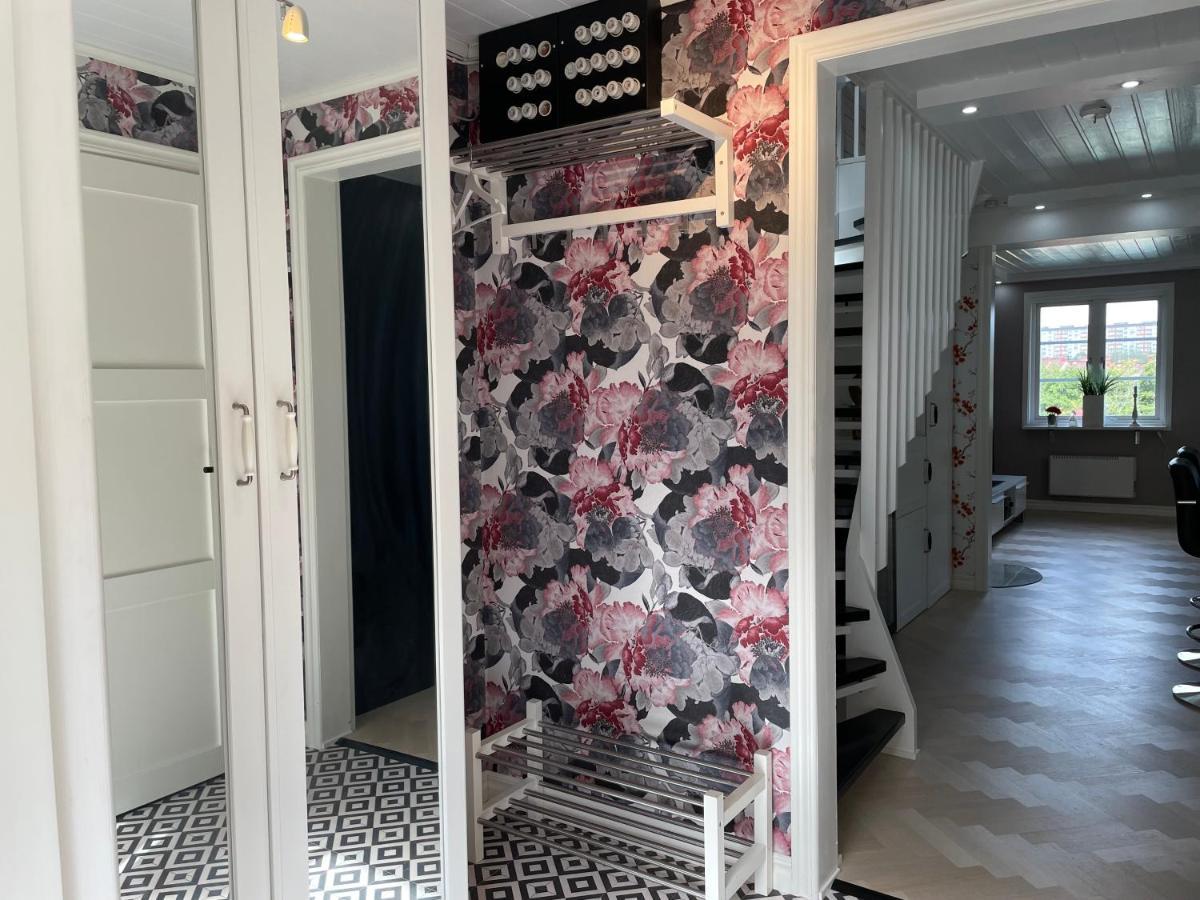 Apartment Uddevalla Bohuslaen Bubbelbad المظهر الخارجي الصورة