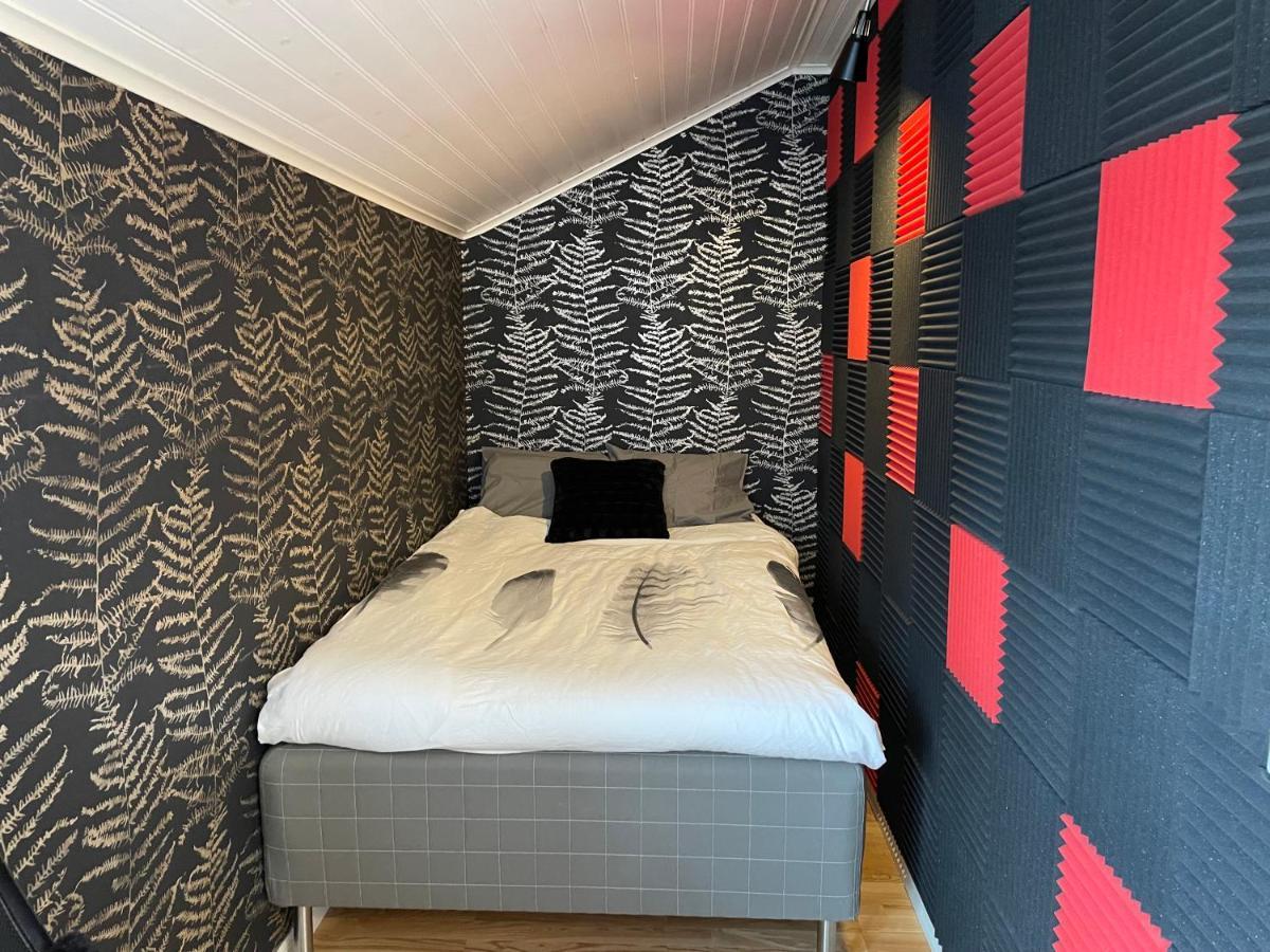 Apartment Uddevalla Bohuslaen Bubbelbad المظهر الخارجي الصورة