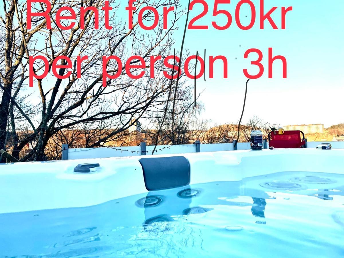 Apartment Uddevalla Bohuslaen Bubbelbad المظهر الخارجي الصورة